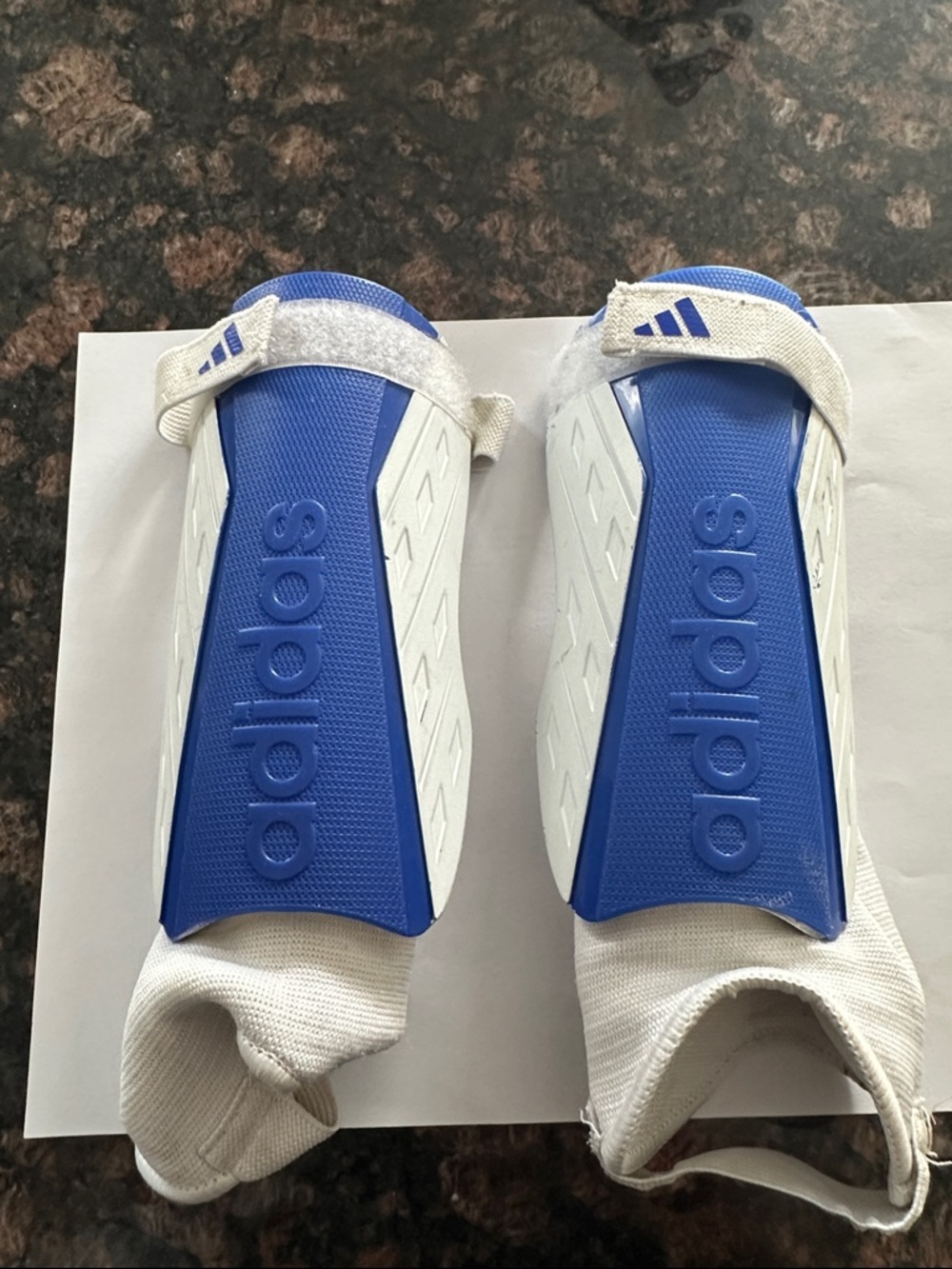 Kids Adidas Soccer Shin Guards: size S